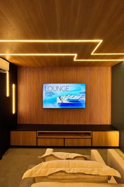 Reverie-móveis-planejados-em-campinas-móveis-planejados-para-sala-de-cinema-10